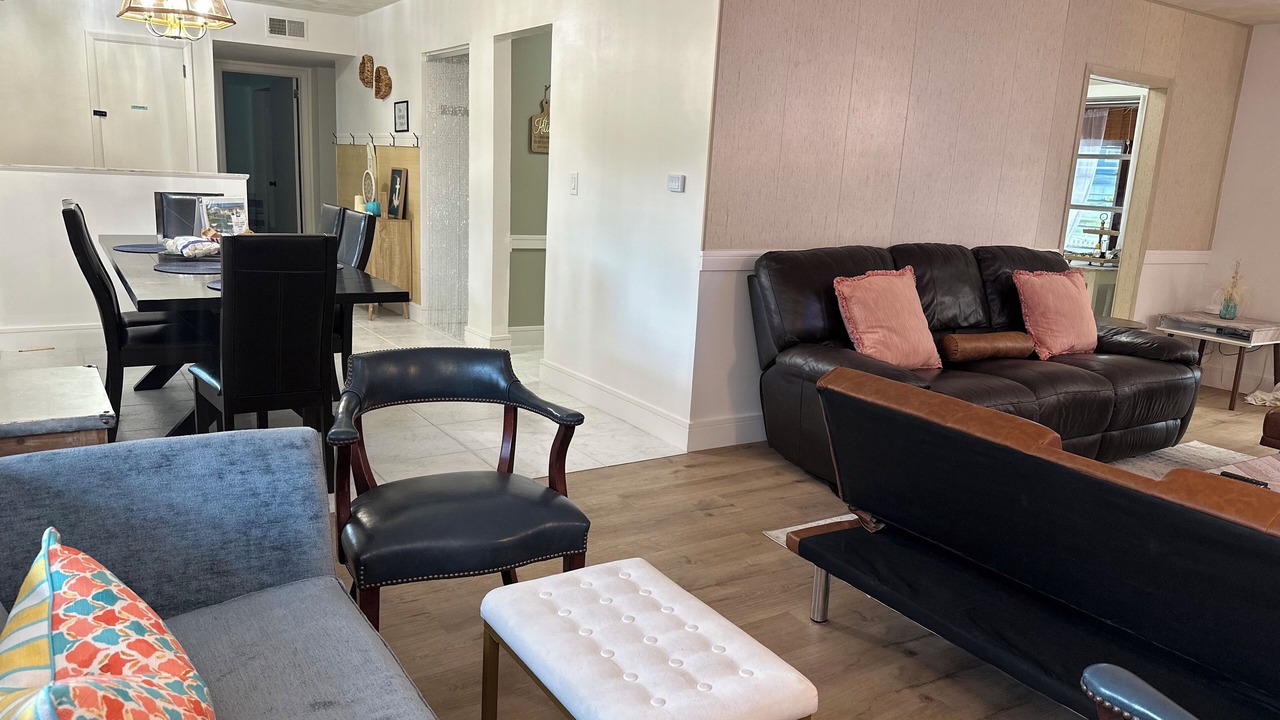 Photo of Livingroom in Cove