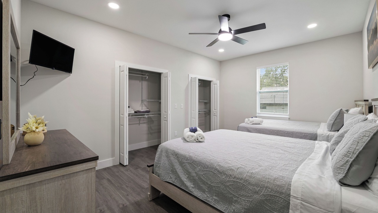 Photo of Bedroom in Brooksville