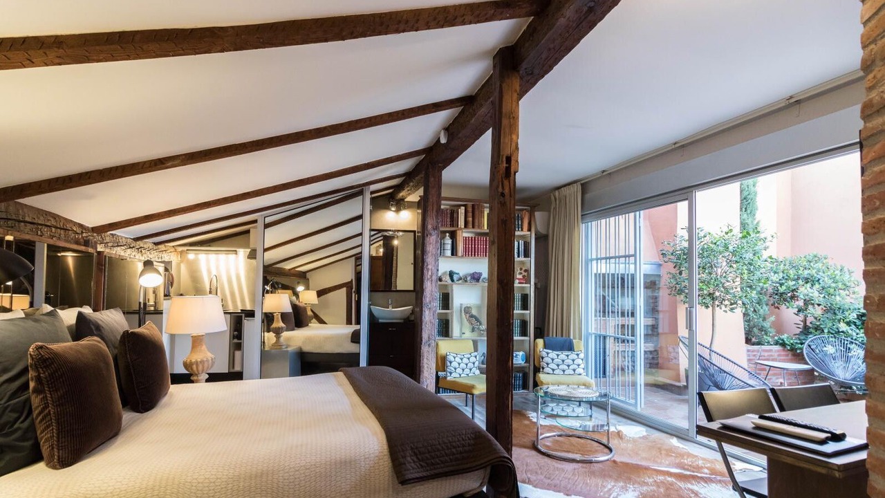 Photo of Bedroom in Saint-Etienne