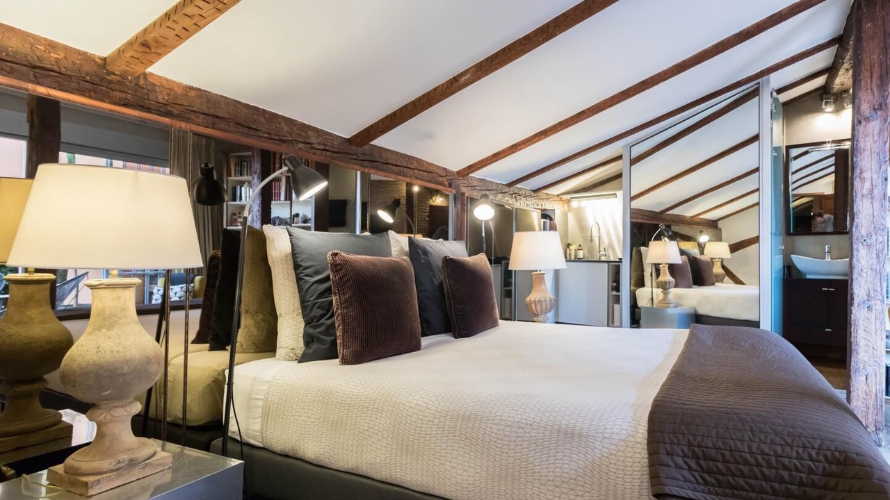 Photo of Bedroom in Saint-Etienne