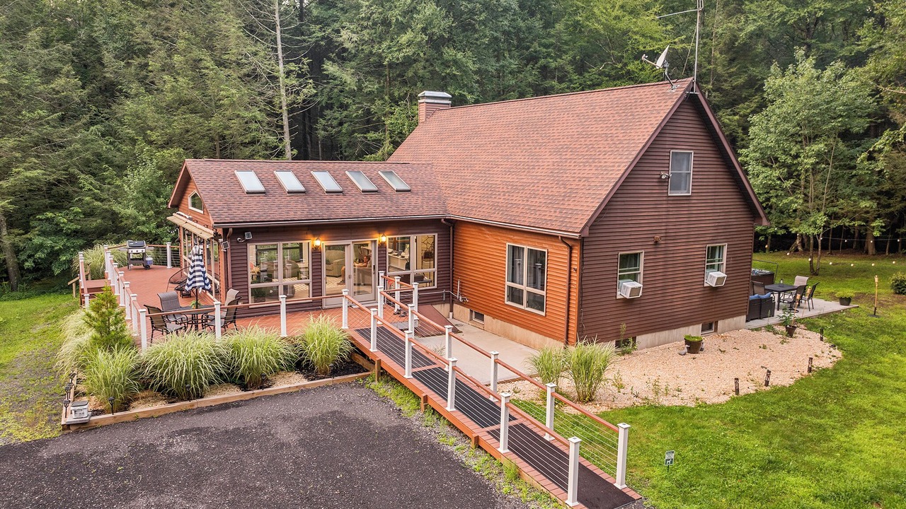 Photo of Outdoor in Parksville