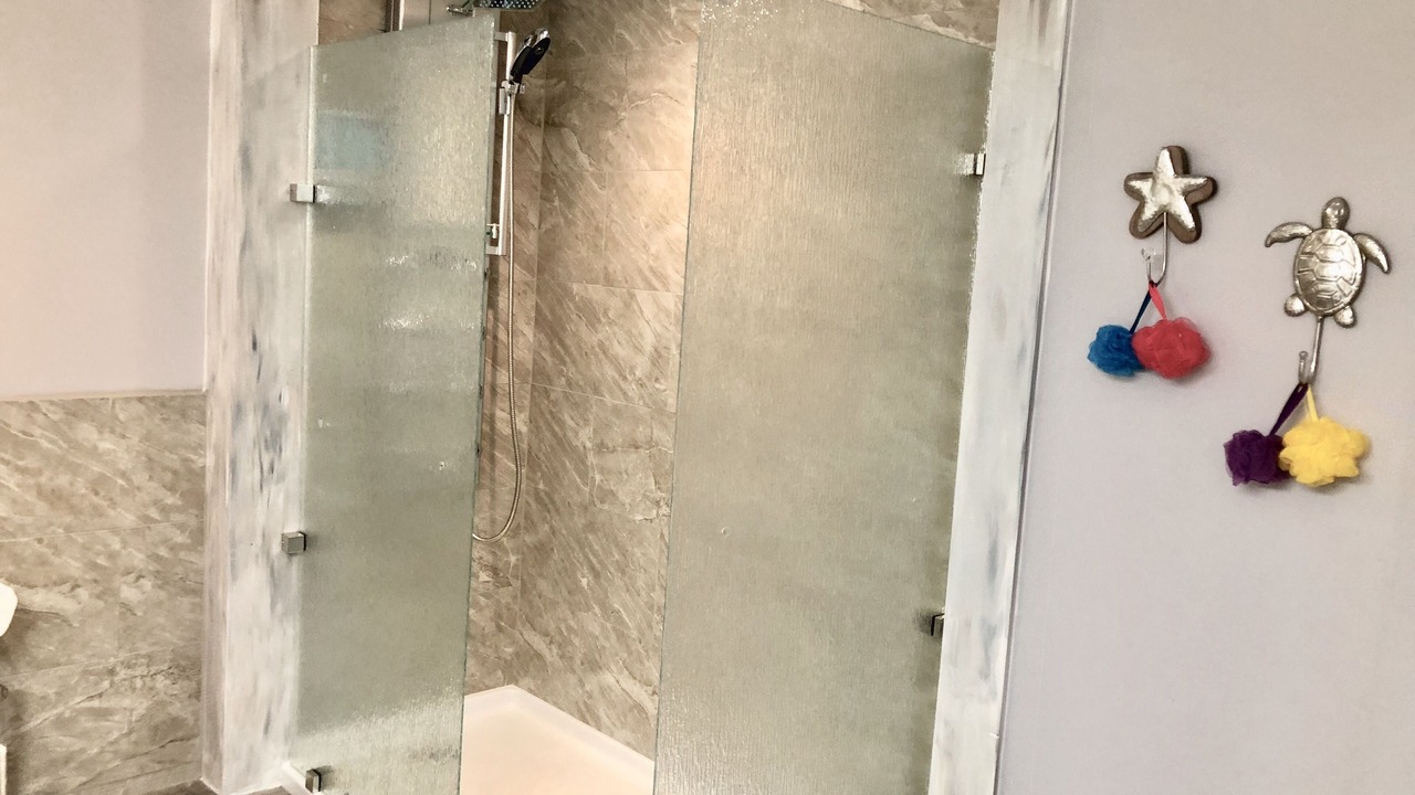 Photo of Bathroom in Sea Scape