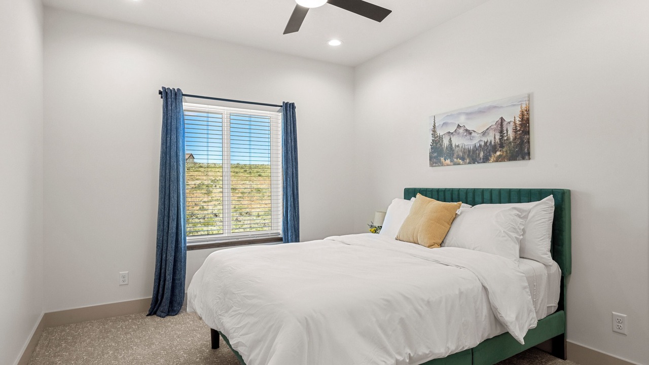 Photo of Bedroom in Sweetwater