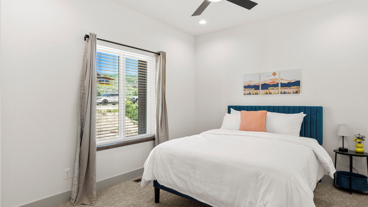Photo of Bedroom in Sweetwater