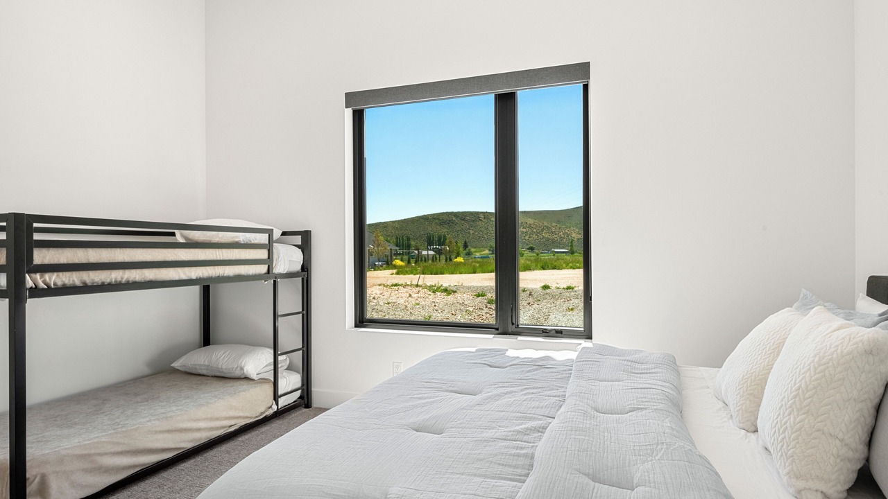 Photo of Bedroom in Sweetwater