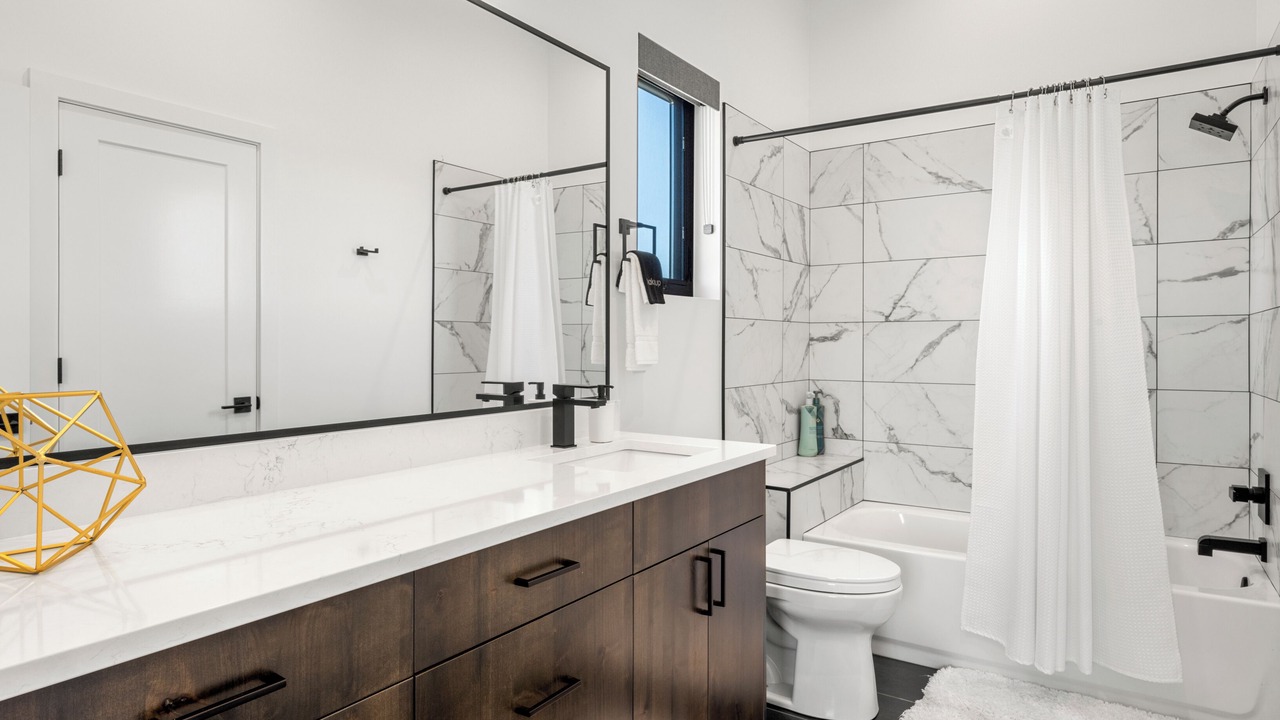 Photo of Bathroom in Sweetwater