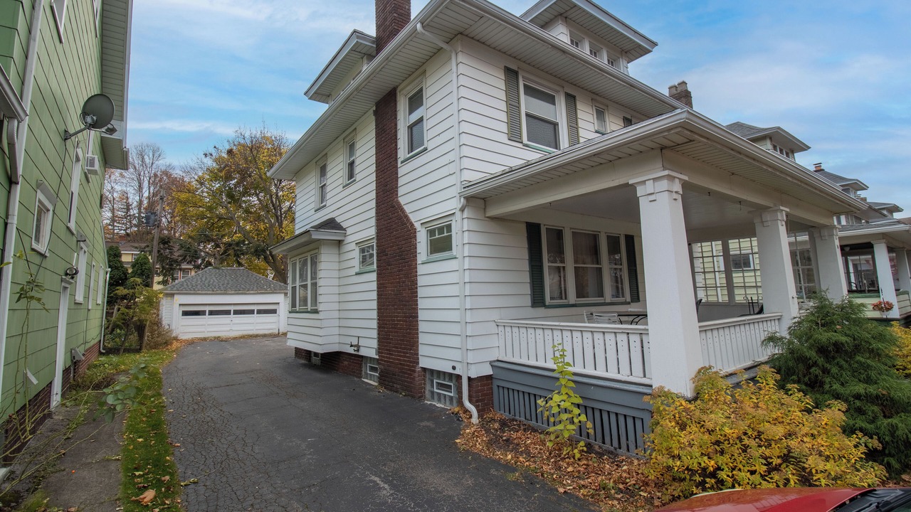 Photo of Outdoor in Rochester