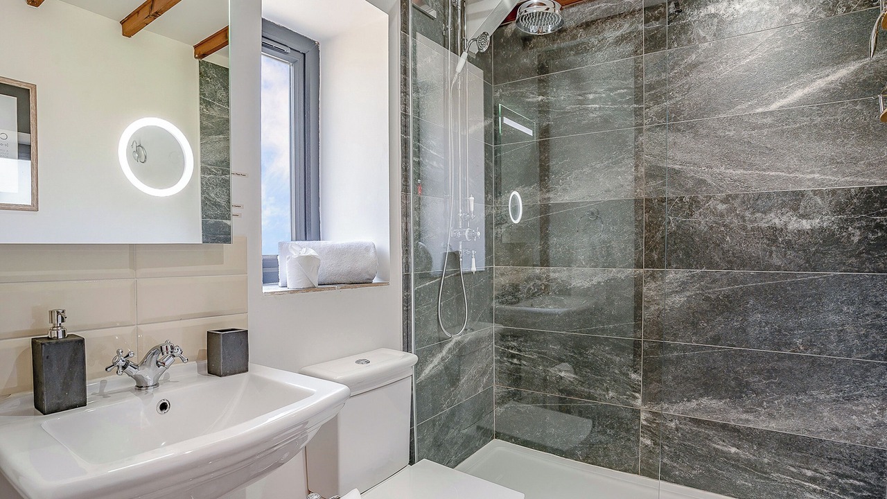 Photo of Bedroom in Cribyn