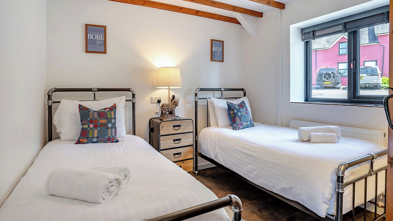 Photo of Others in Cribyn