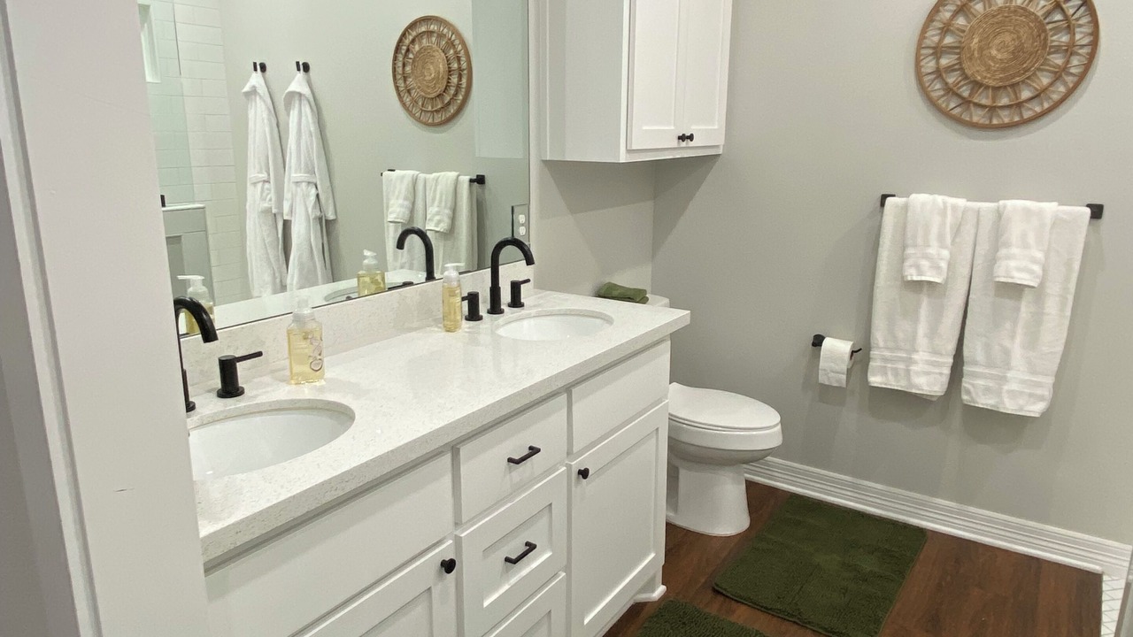 Photo of Bathroom in Lufkin