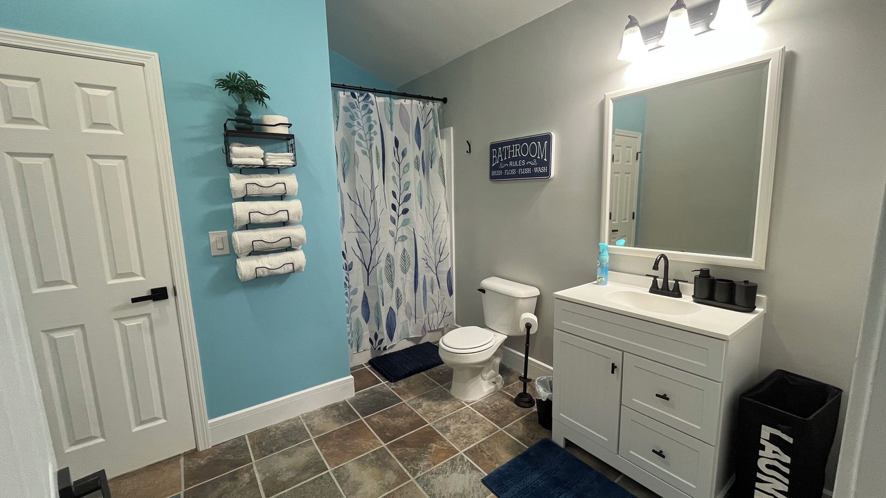 Photo of Bathroom in Floyd Dale