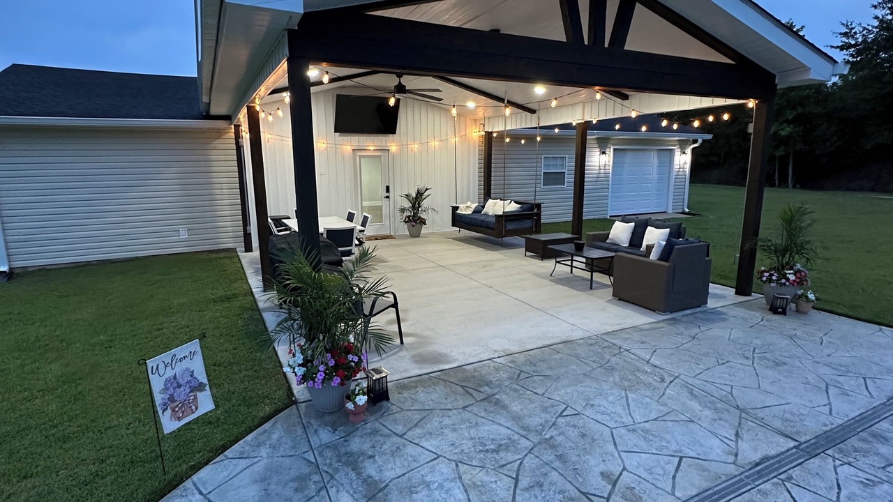 Photo of Patio Balcony in Floyd Dale