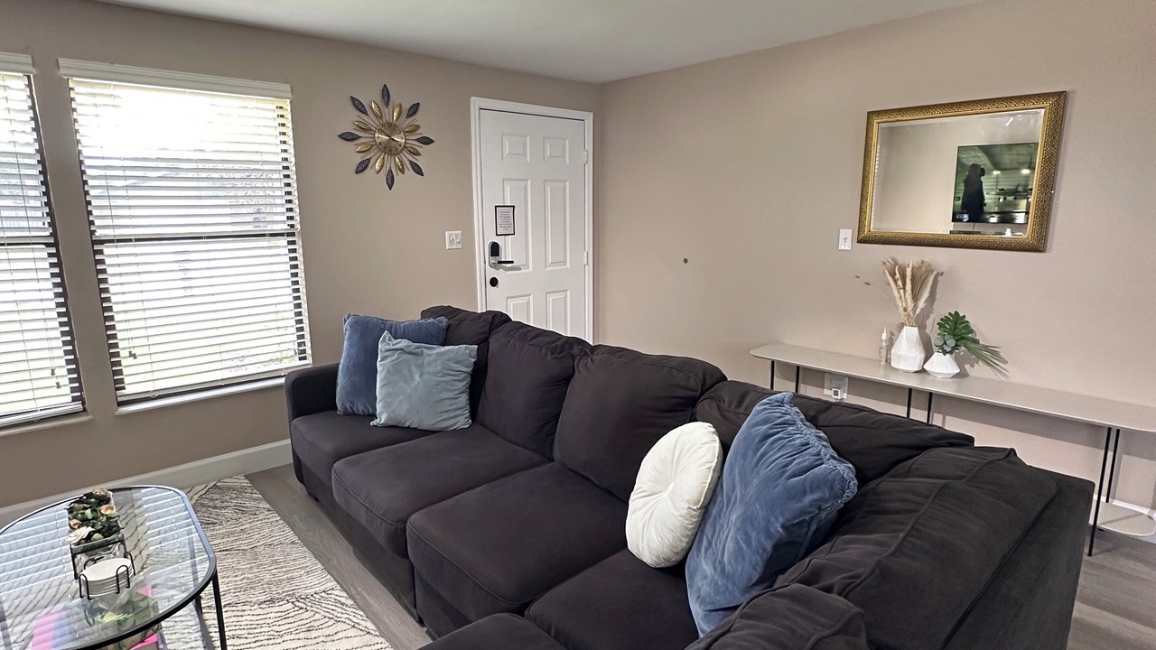 Photo of Livingroom in Fairvilla