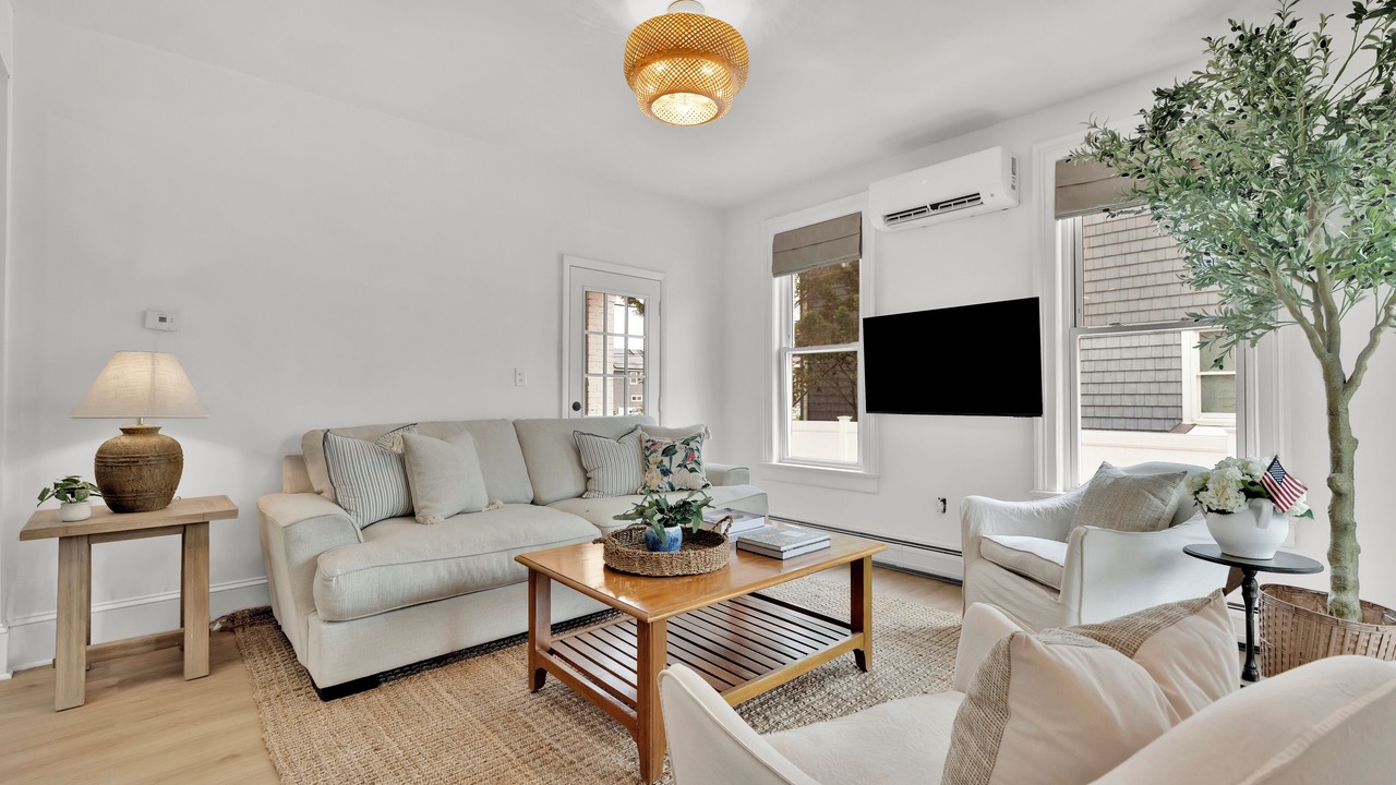 Photo of Livingroom in Wall