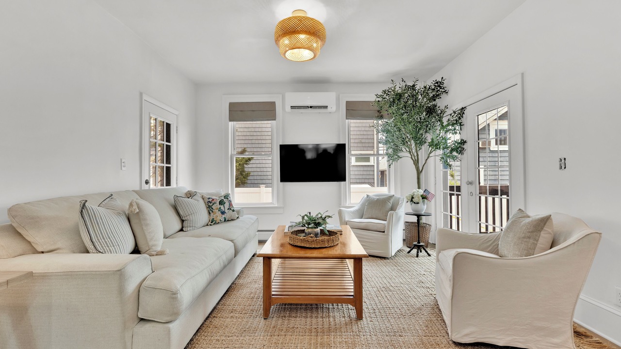 Photo of Livingroom in Wall