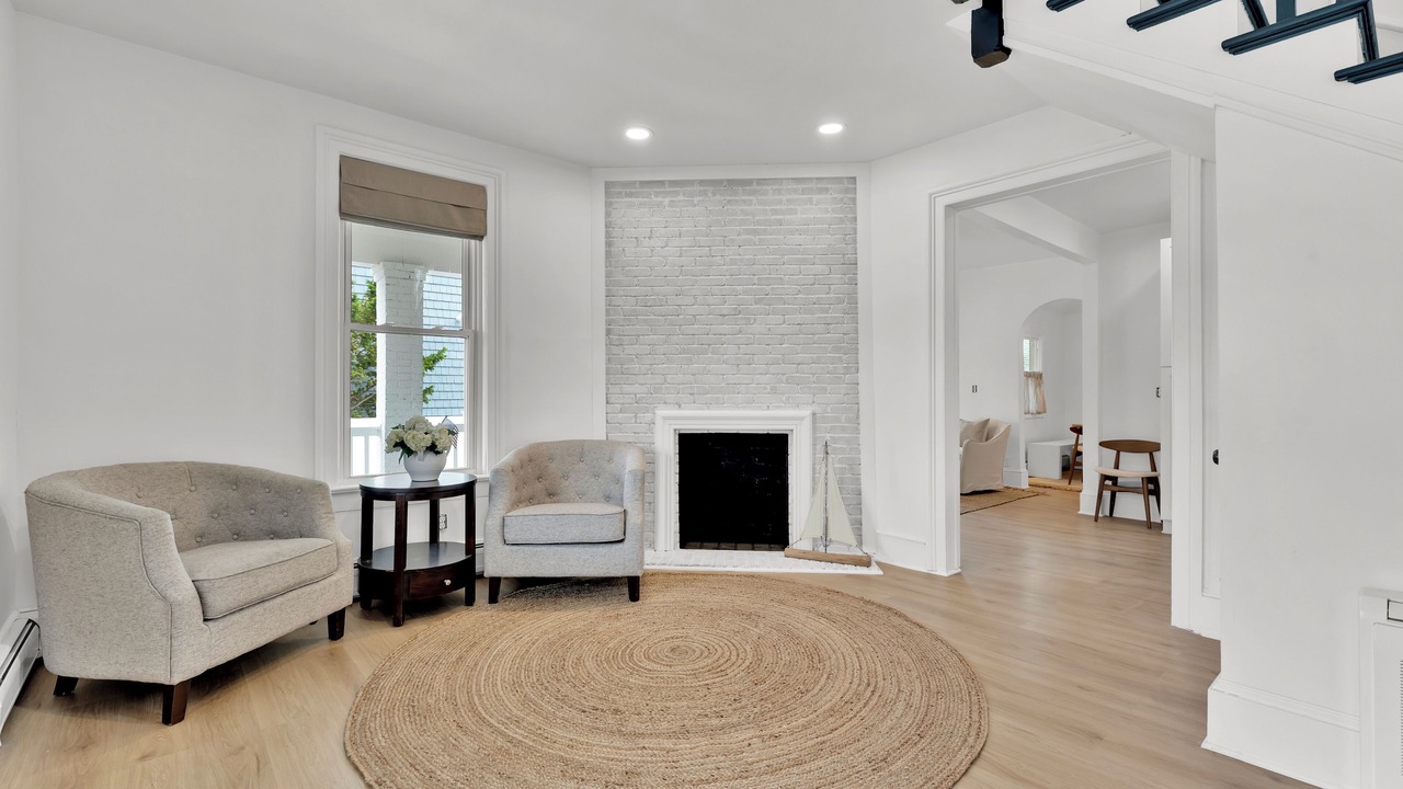 Photo of Livingroom in Wall