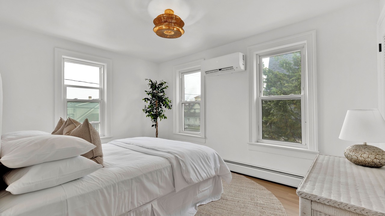Photo of Bedroom in Wall