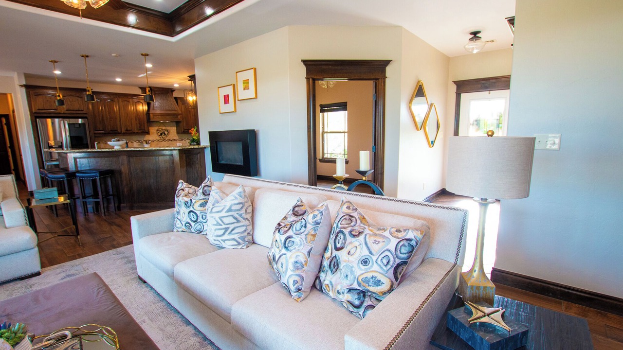 Photo of Livingroom in Lawton