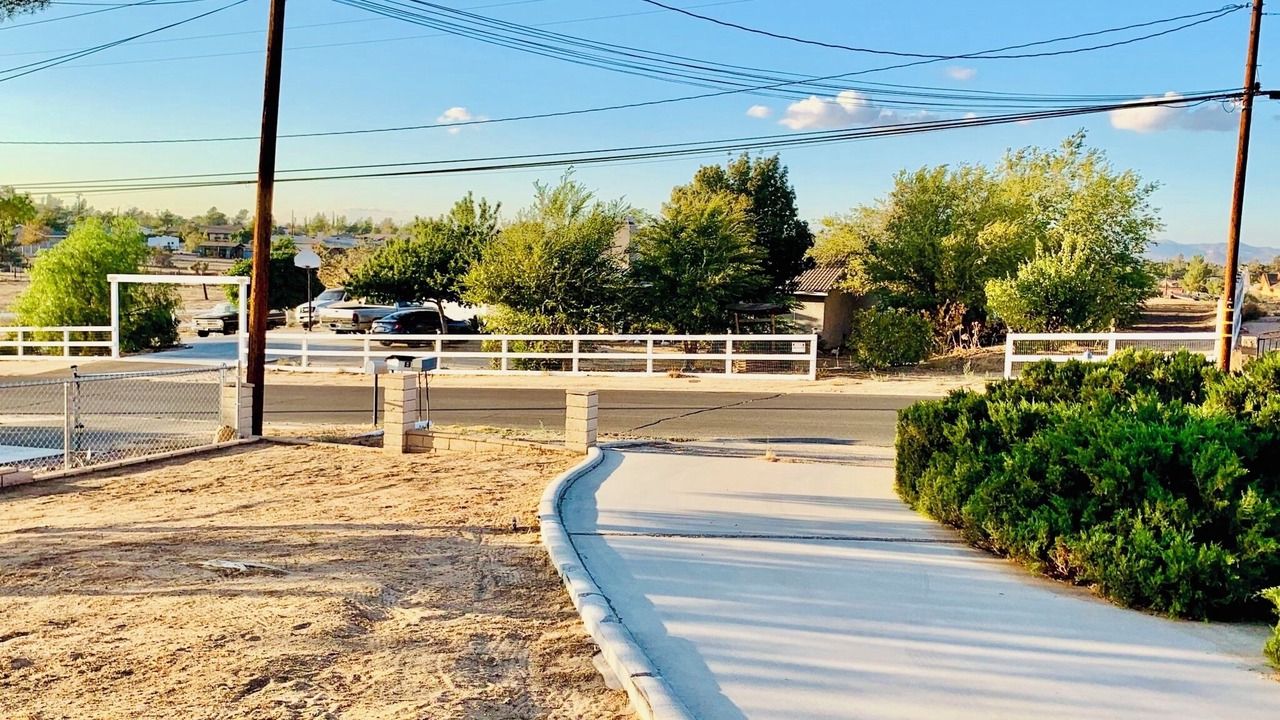 Photo of Outdoor in Hesperia