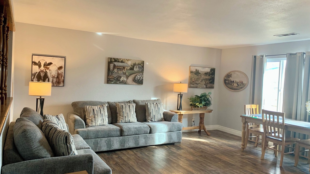Photo of Livingroom in Hesperia