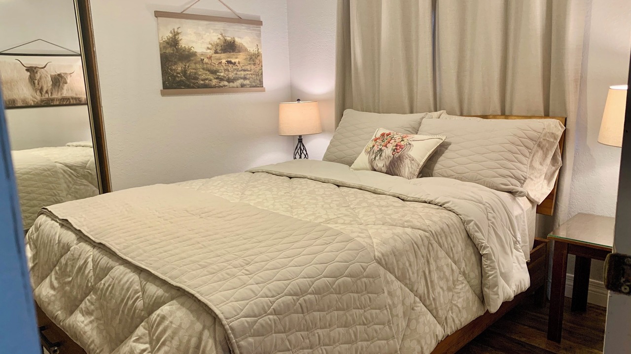 Photo of Bedroom in Hesperia