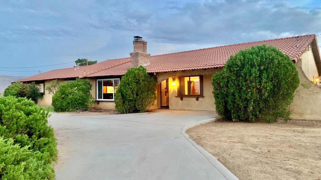 Photo of Outdoor in Hesperia