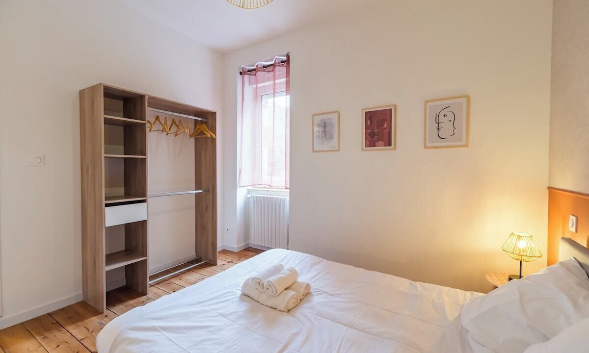 Photo of Bedroom in Guingamp