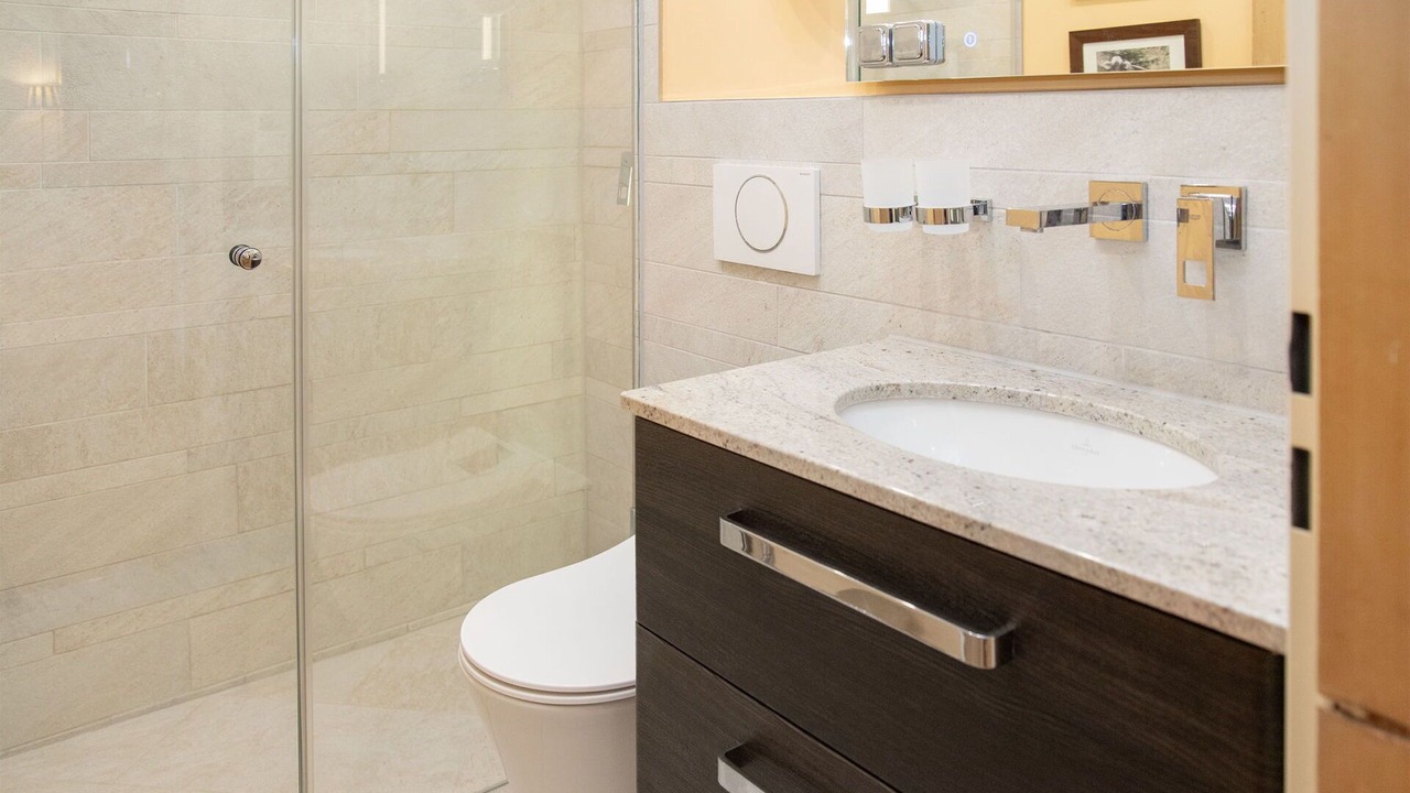 Photo of Bathroom in Falera