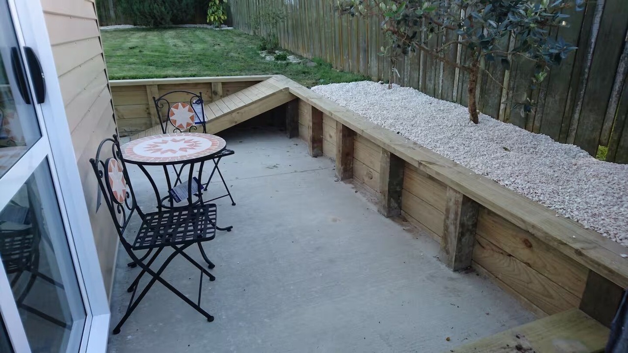 Photo of Outdoor in Rosedale