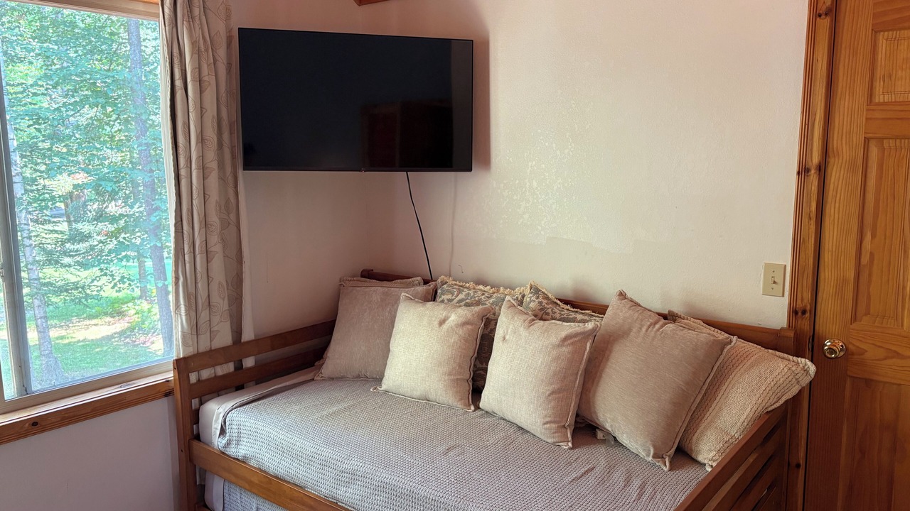 Photo of Bedroom in Hillman