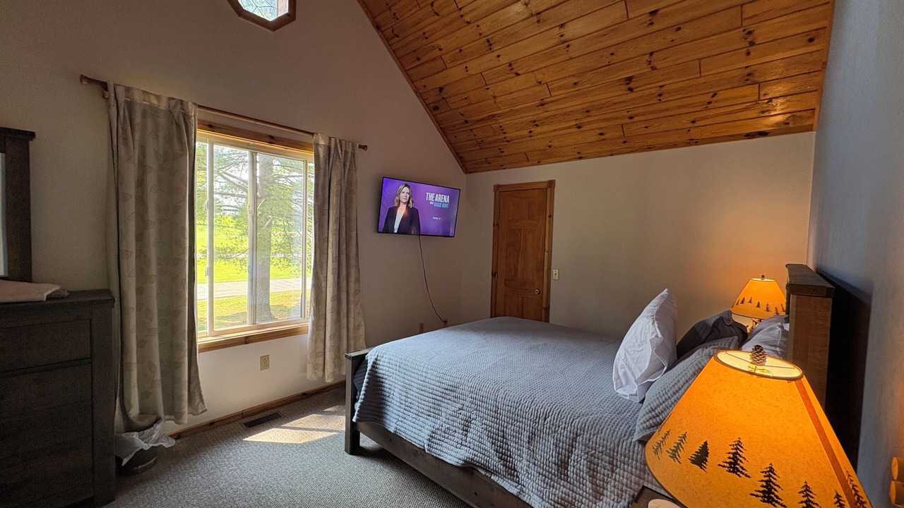 Photo of Bedroom in Hillman
