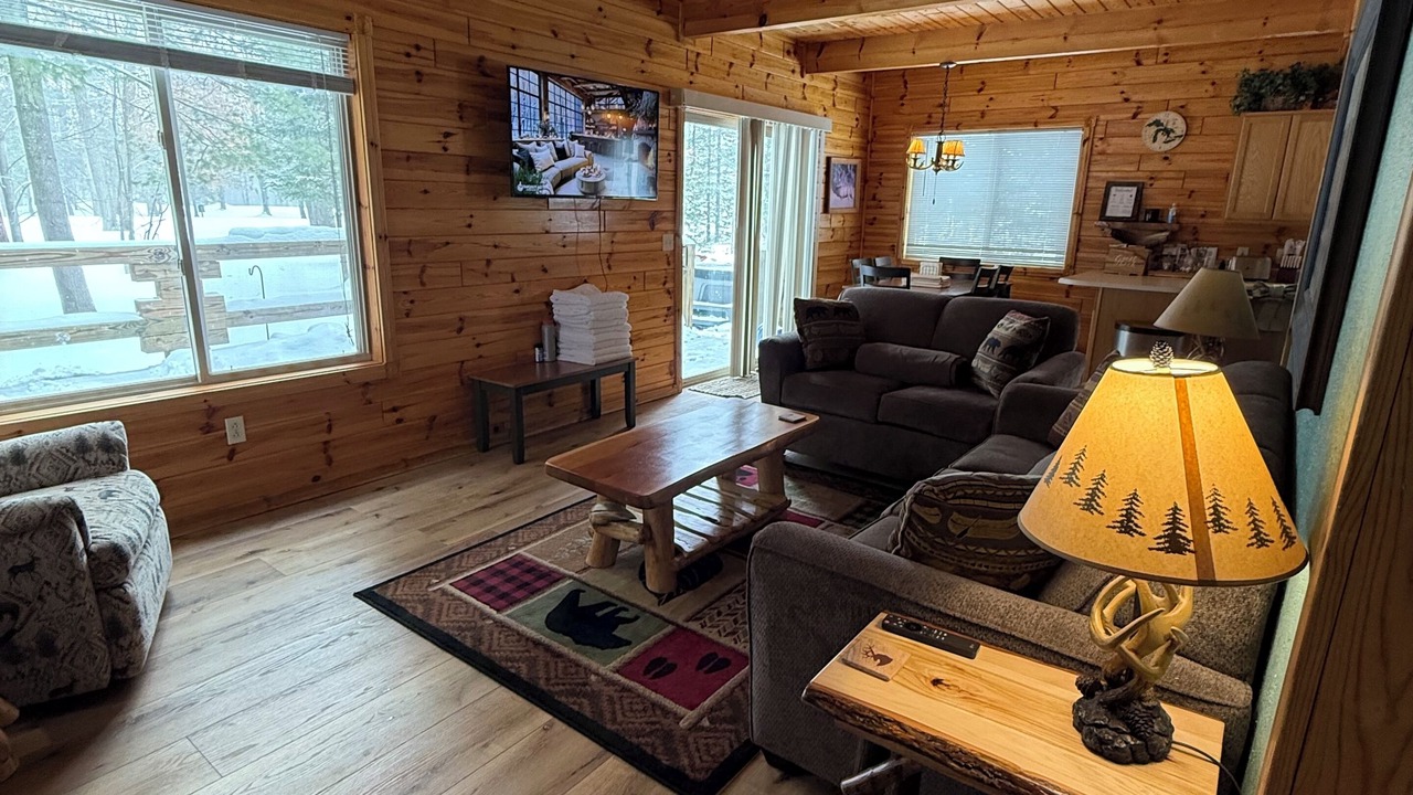 Photo of Livingroom in Hillman