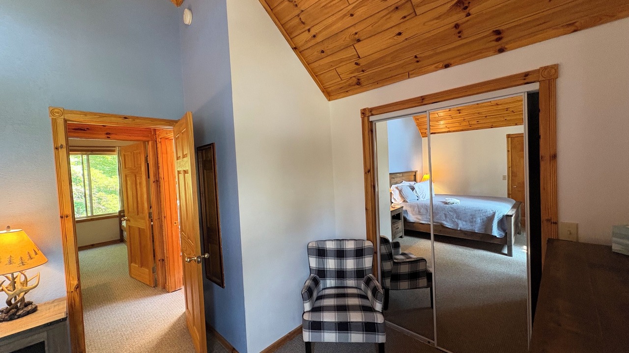 Photo of Bedroom in Hillman