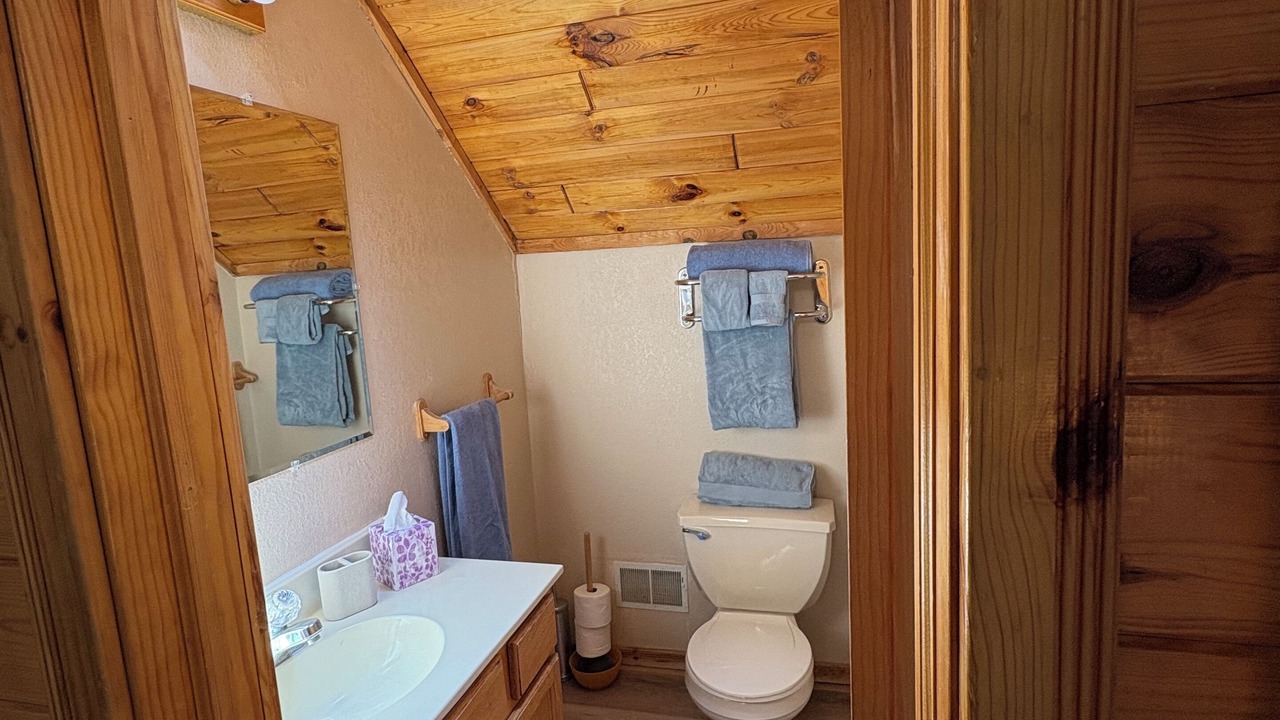 Photo of Bathroom in Hillman