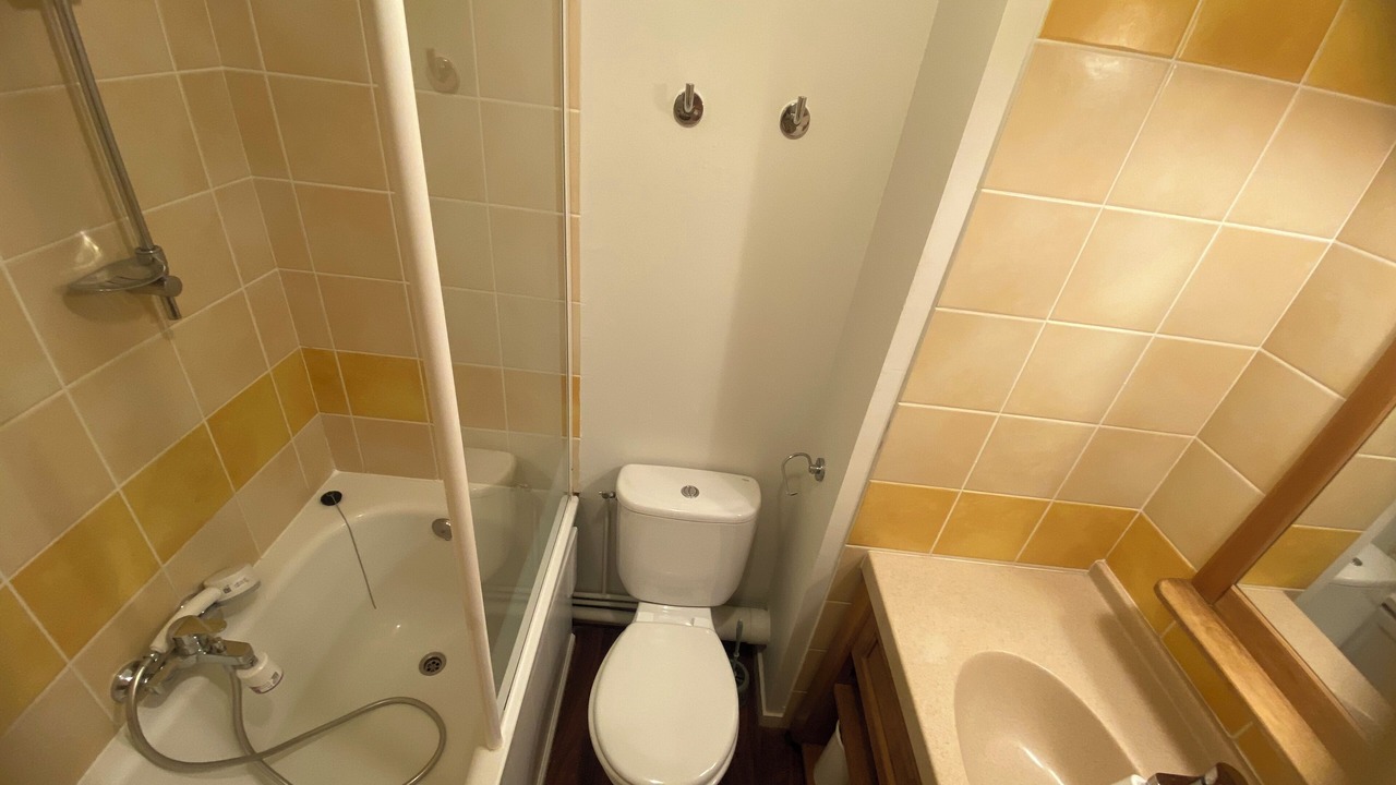Photo of Bathroom in Monflanquin