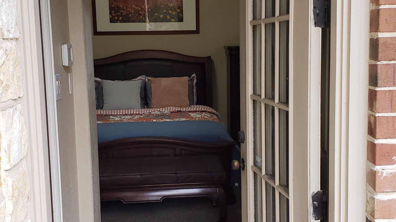 Photo of Bedroom in Garden Ridge