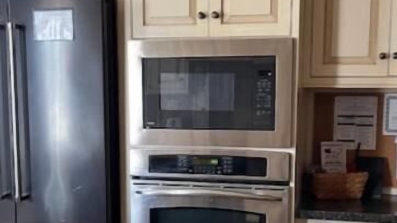 Photo of Kitchen in Leacock-Leola-Bareville