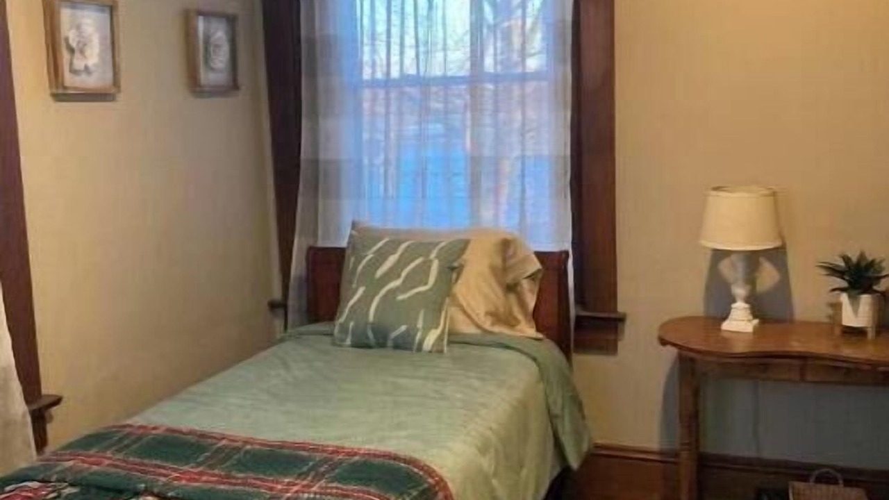 Photo of Bedroom in Leacock-Leola-Bareville