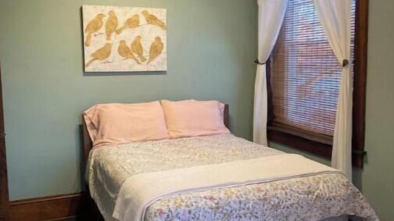 Photo of Bedroom in Leacock-Leola-Bareville