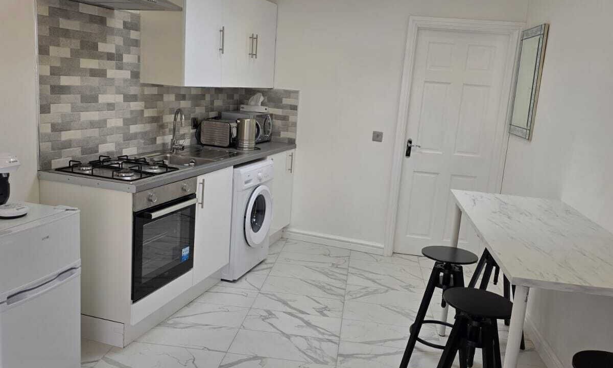 Photo of Others in Cradley