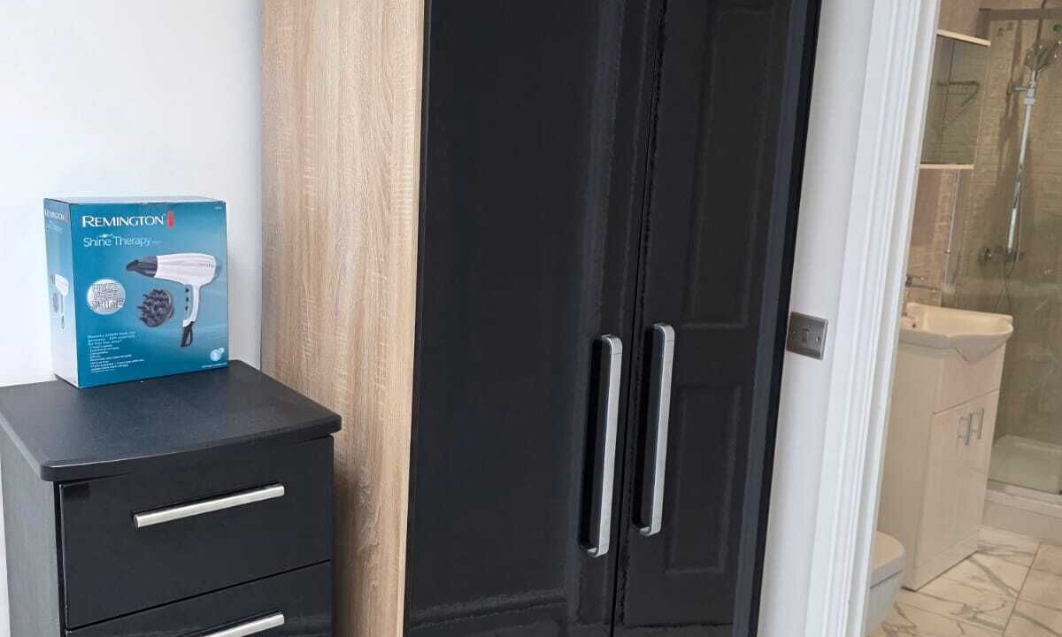 Photo of Others in Cradley