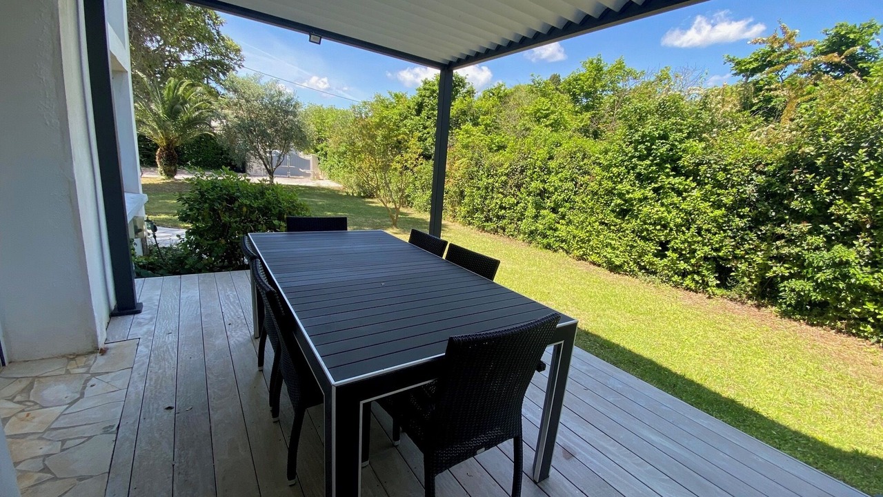 Photo of Outdoor in Castries