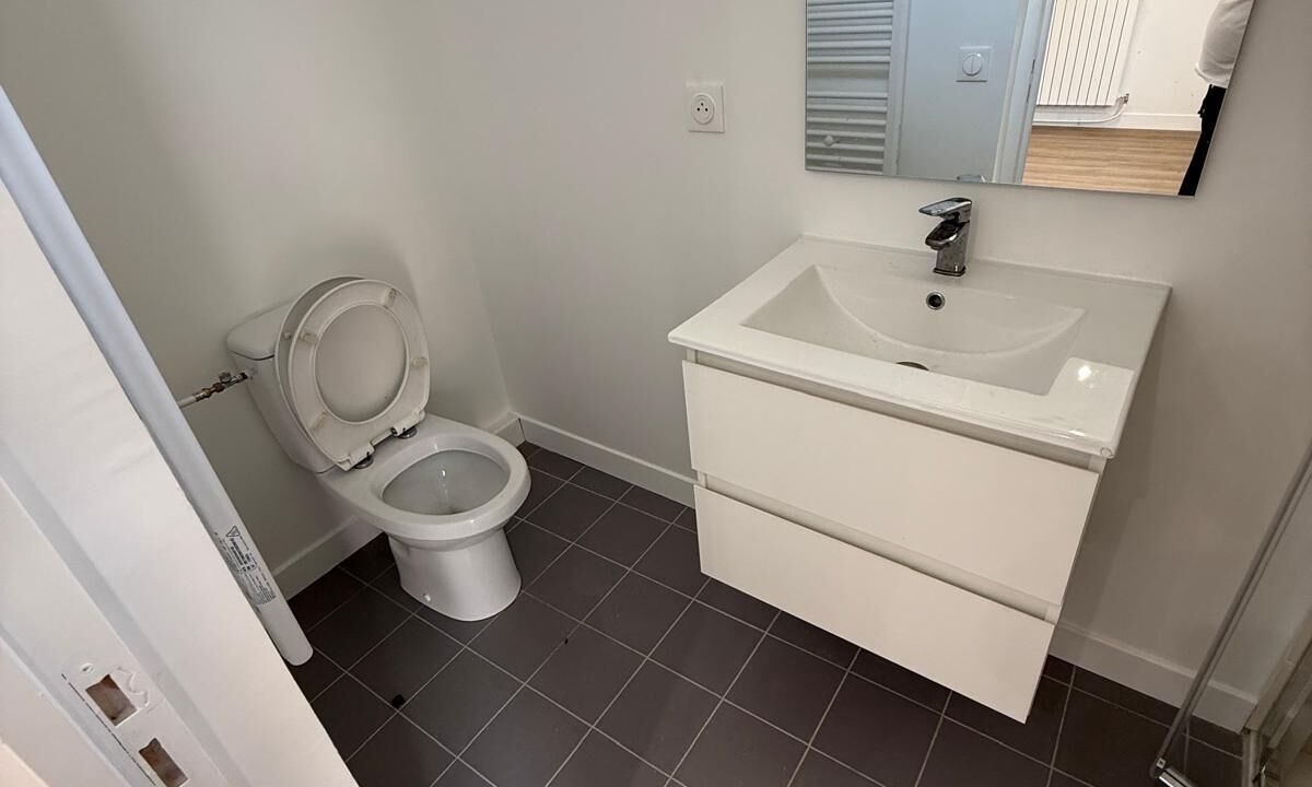 Photo of Bathroom in Mitry-Mory