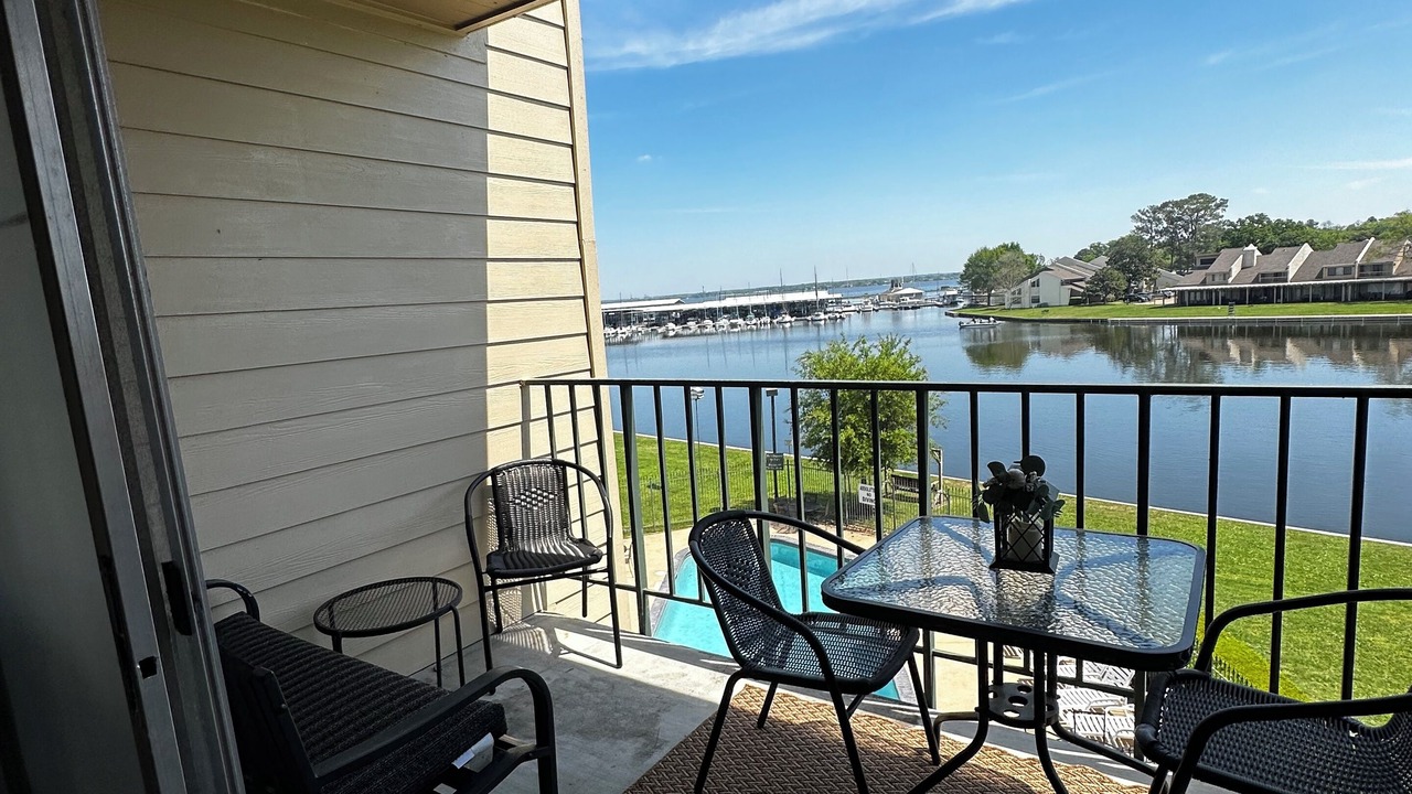 Photo of Outdoor in Walden on Lake Conroe