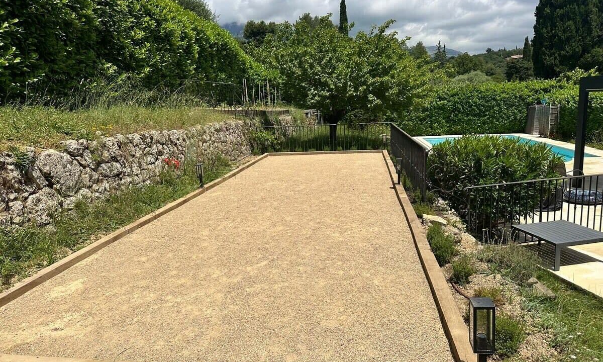 Photo of Outdoor in Le Rouret