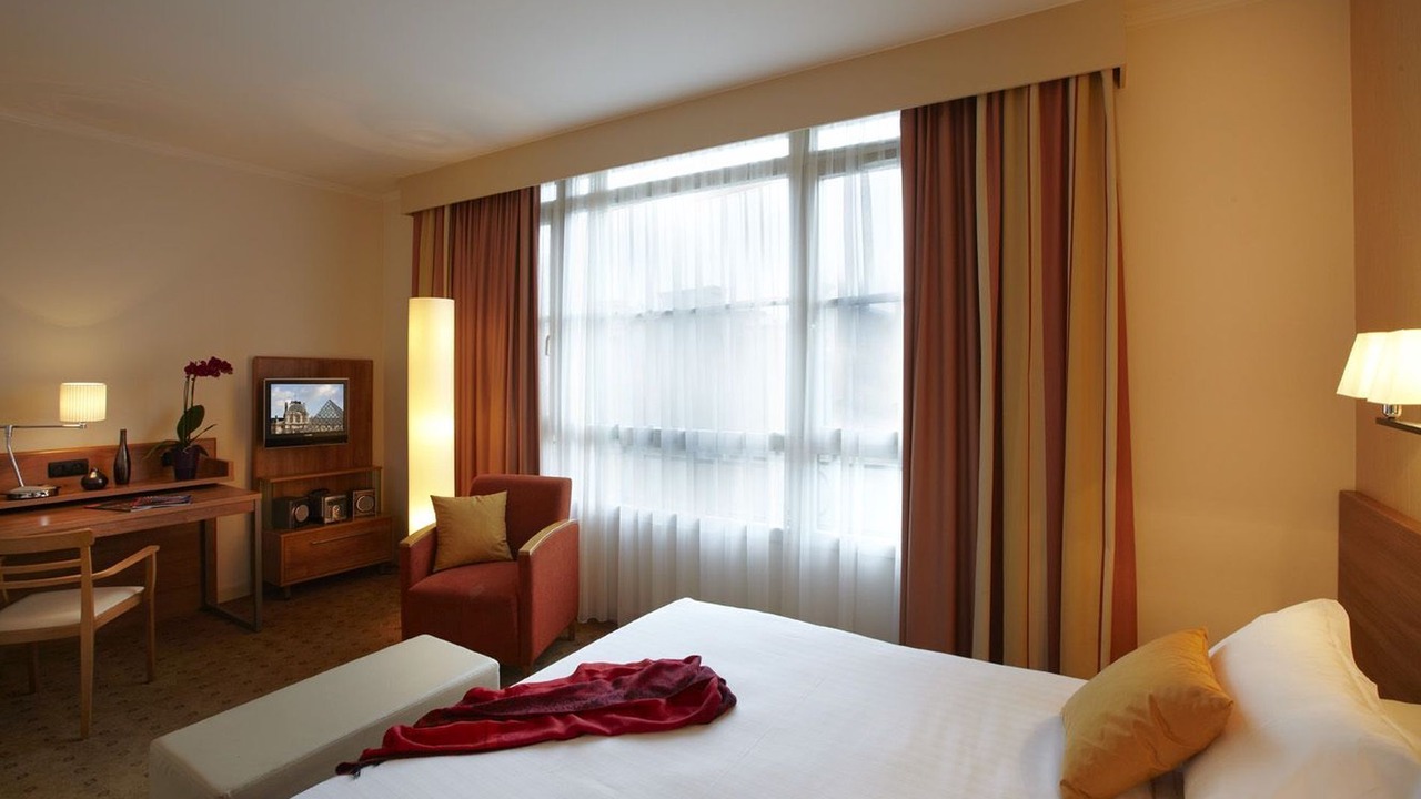 Photo of Bedroom in 6th Arrondissement