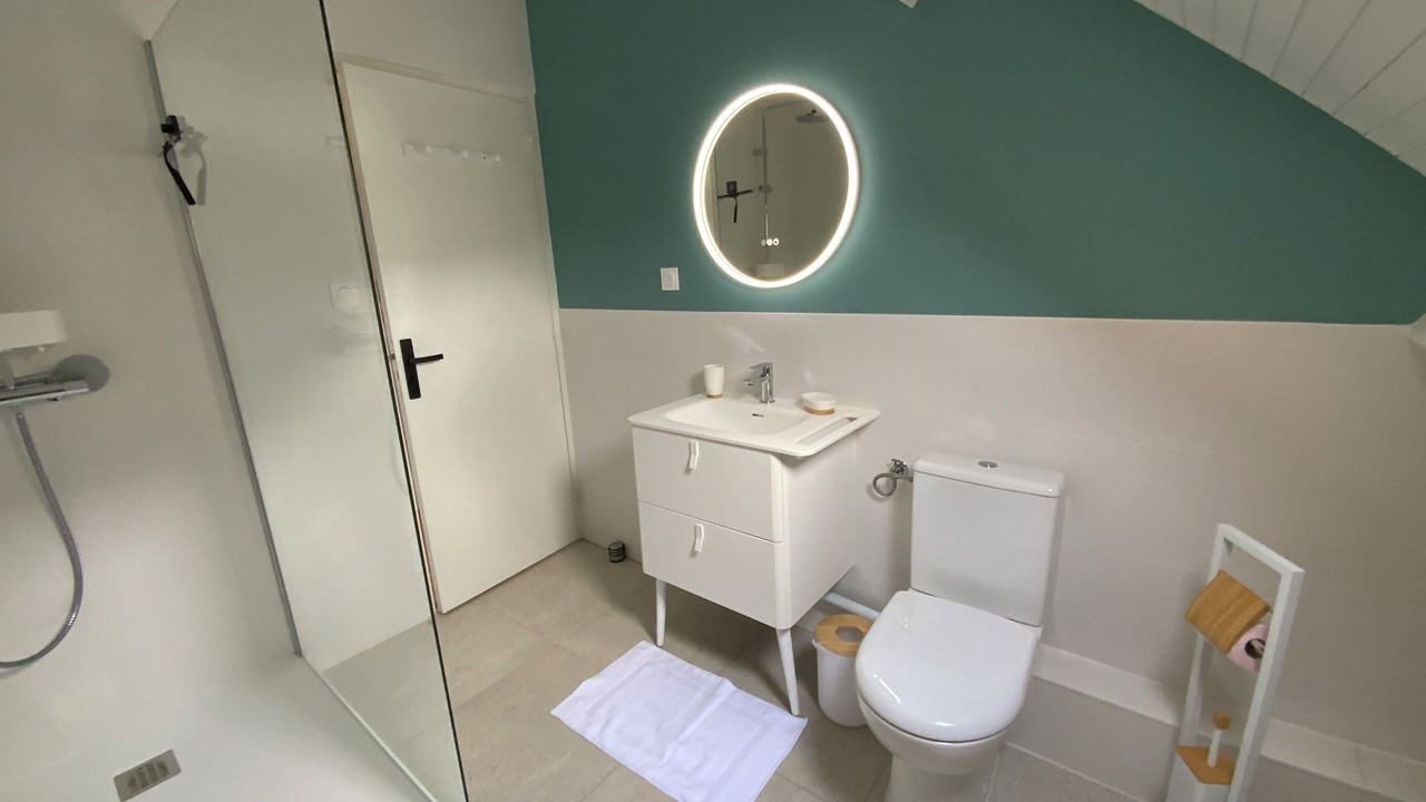 Photo of Bathroom in Saint-Marc-sur-Mer