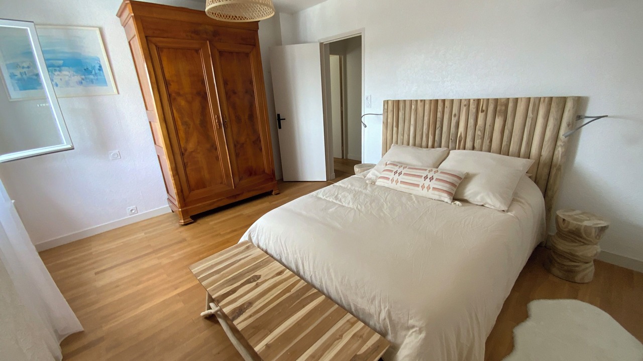 Photo of Bedroom in Saint-Marc-sur-Mer
