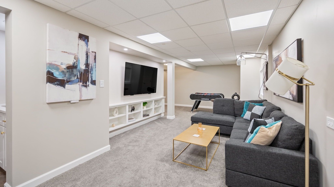 Photo of Livingroom in Romeoville
