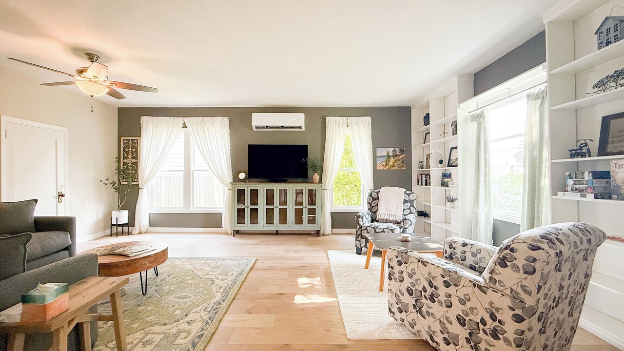 Photo of Livingroom in Carlton